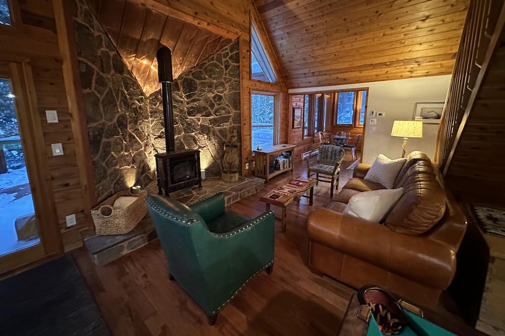 Photo of Livingroom in Blue River