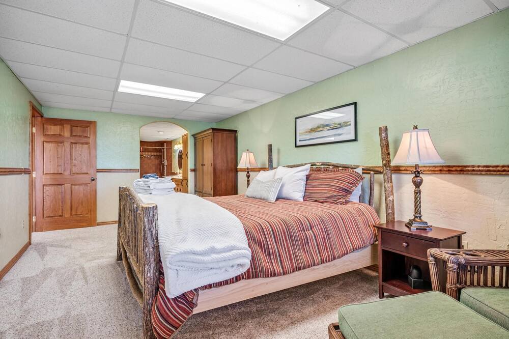 Photo of Bedroom in Hartsel