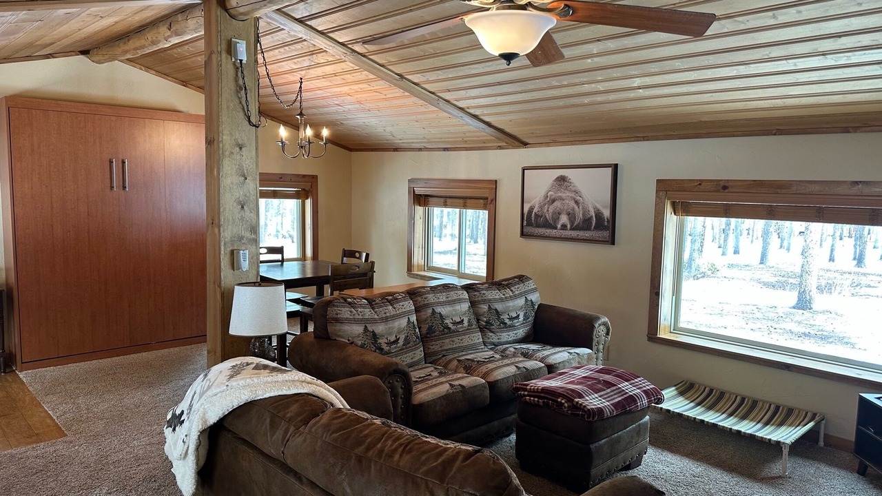 Photo of Livingroom in Bailey