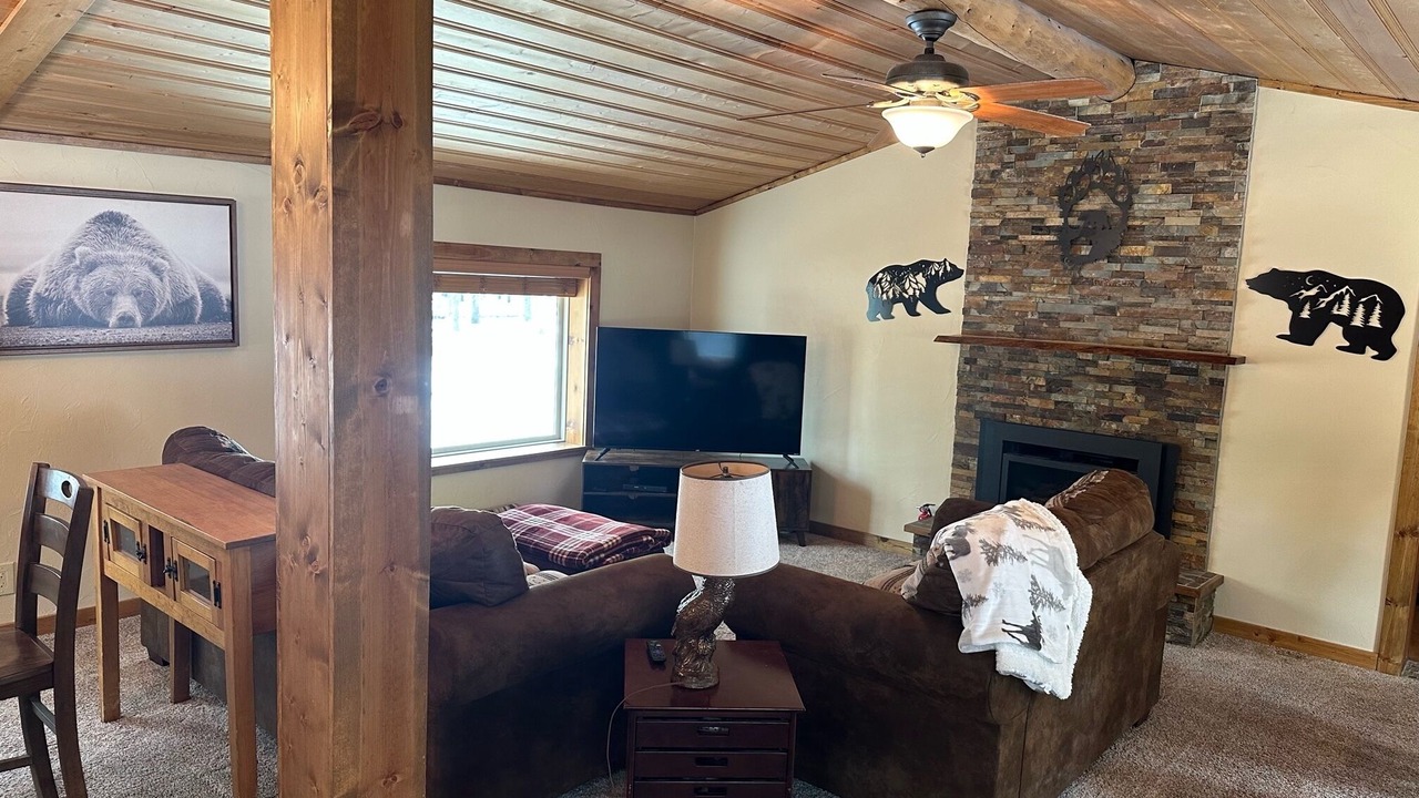 Photo of Livingroom in Bailey