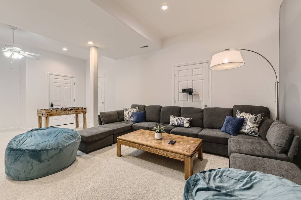 Photo of Livingroom in Parker