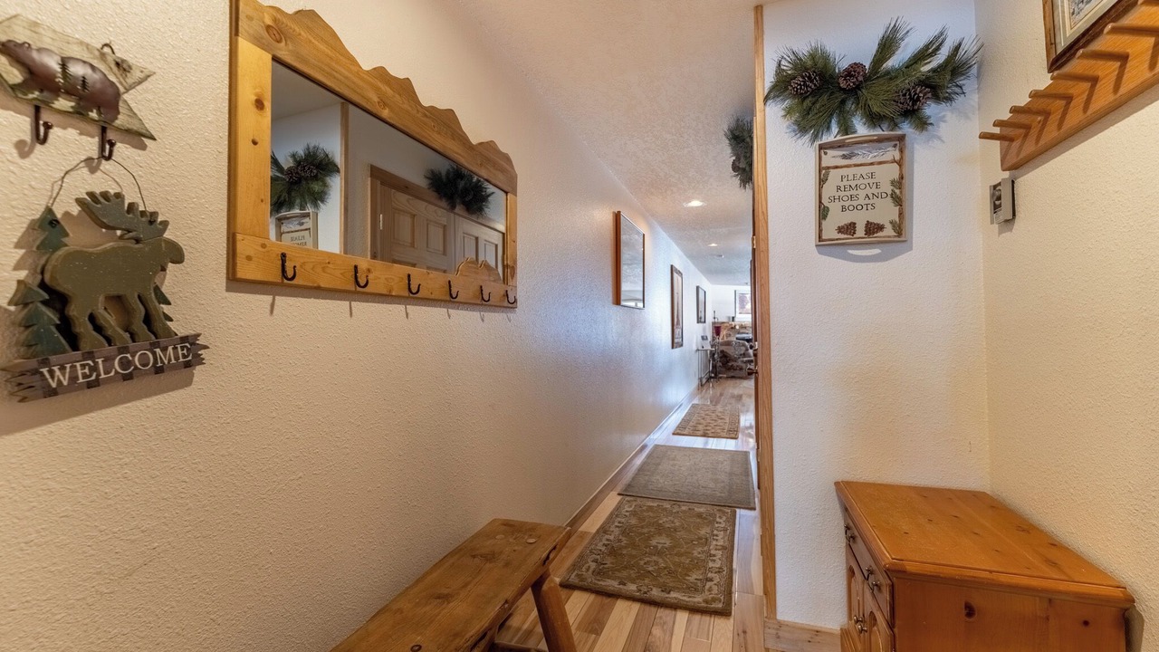 Photo of Outdoor in Lakeside Village