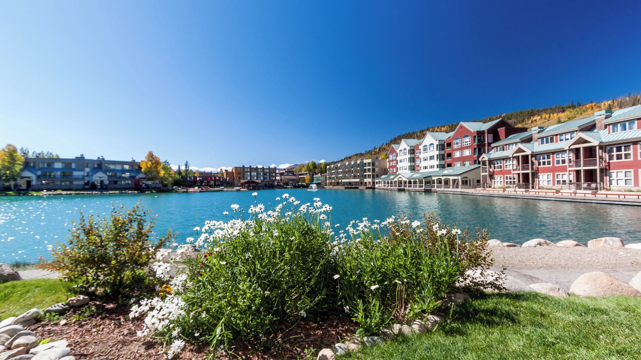 Photo of Outdoor in Lakeside Village