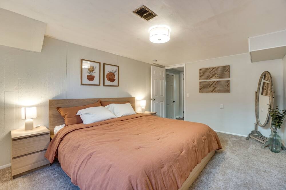 Photo of Bedroom in Hanna Farm Neighbors
