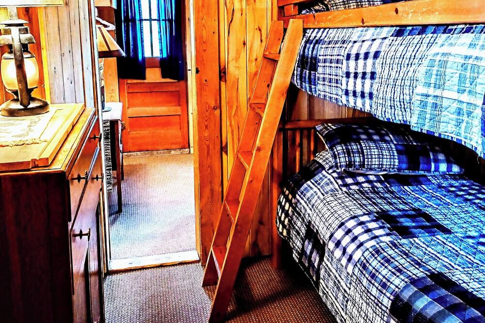 Photo of Bedroom in Chaffee County