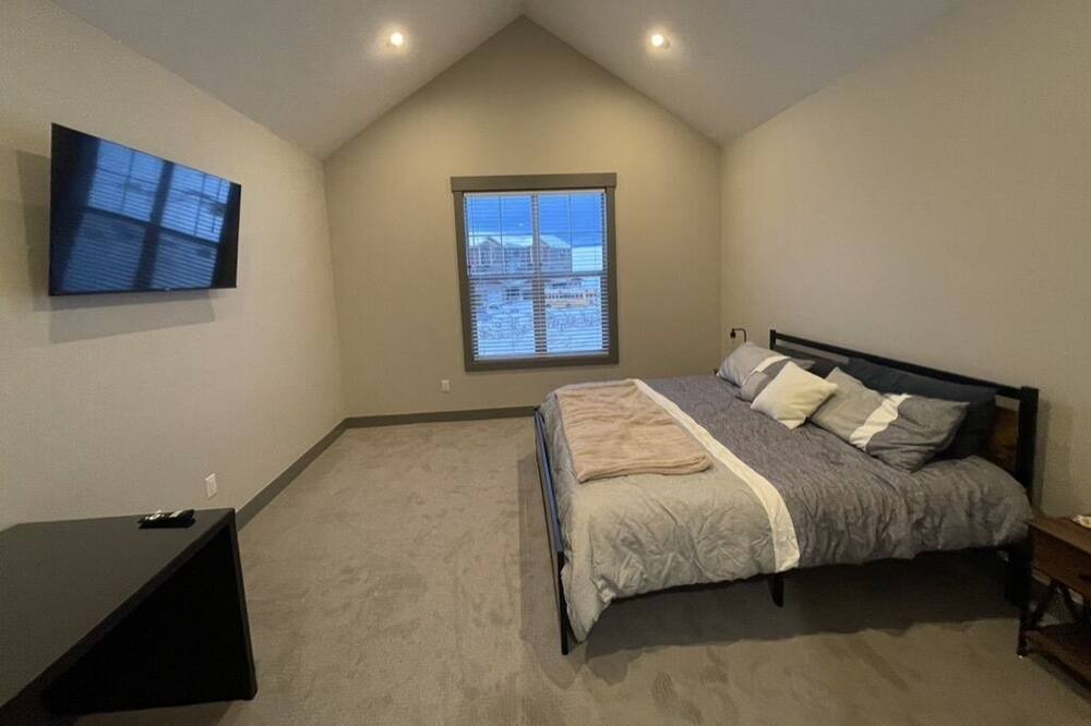 Photo of Bedroom in Grand Elk Ranch