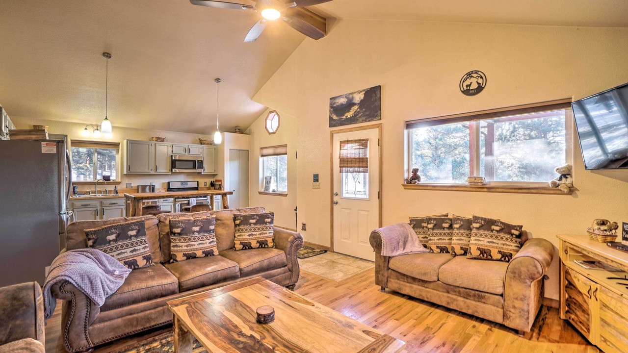 Photo of Livingroom in Bailey