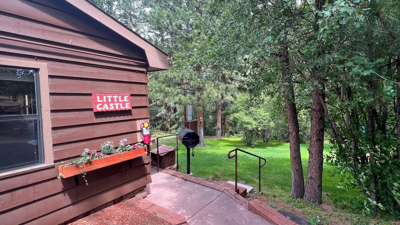 Photo of Livingroom in Estes Park
