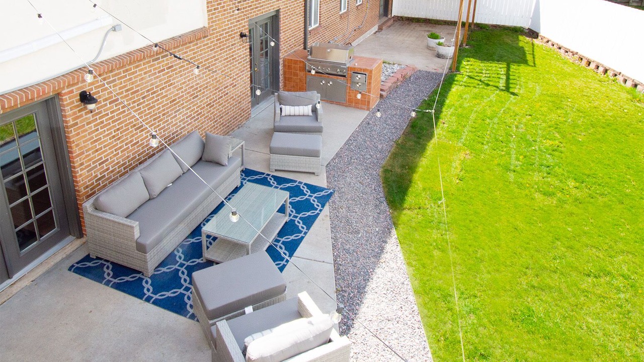 Photo of Outdoor in Barths