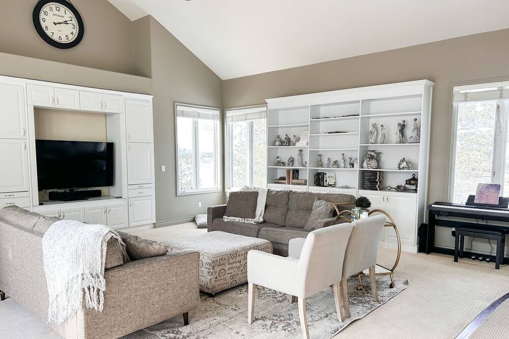 Photo of Livingroom in Larkspur