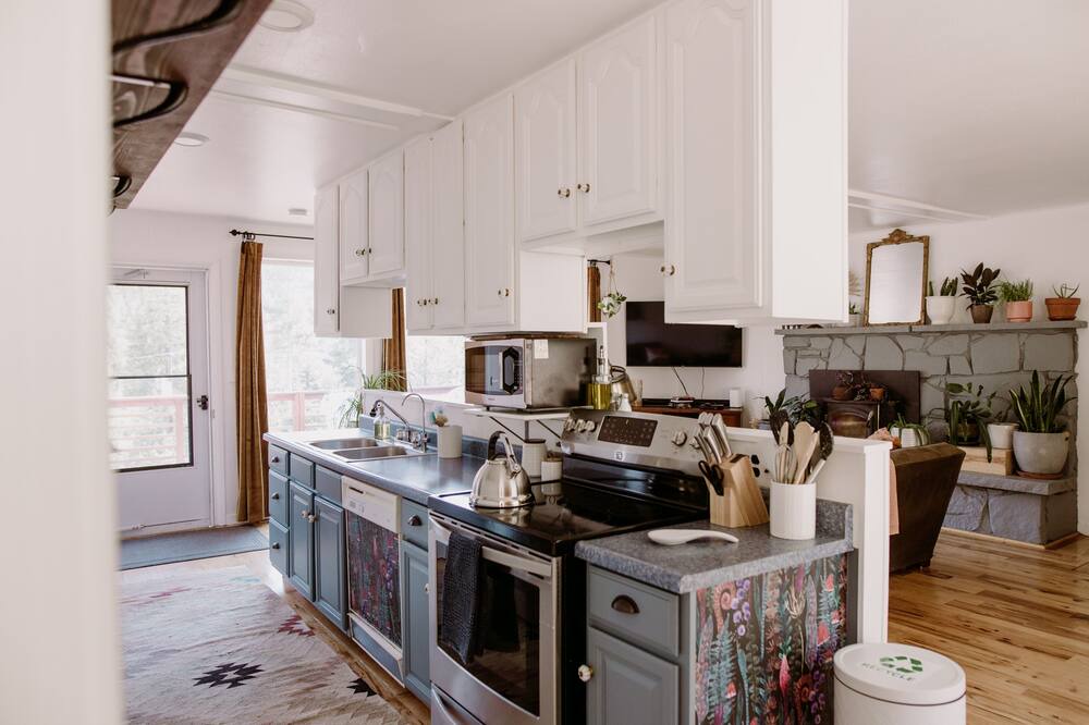 Photo of Kitchen in Shadow Mountain