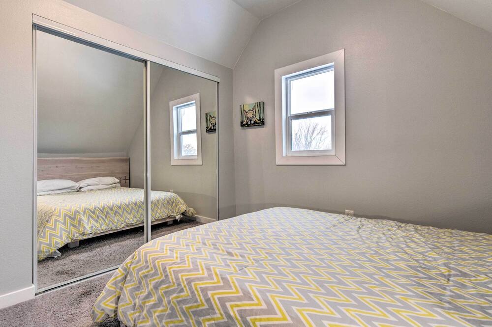 Photo of Bedroom in Cole