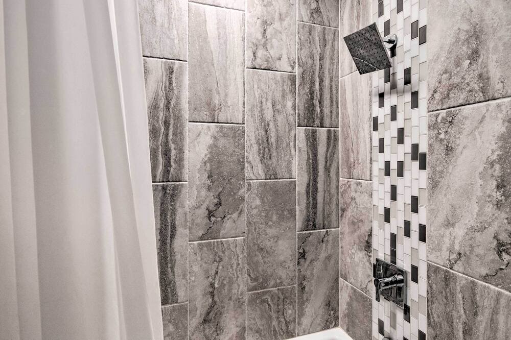 Photo of Bathroom in Cole