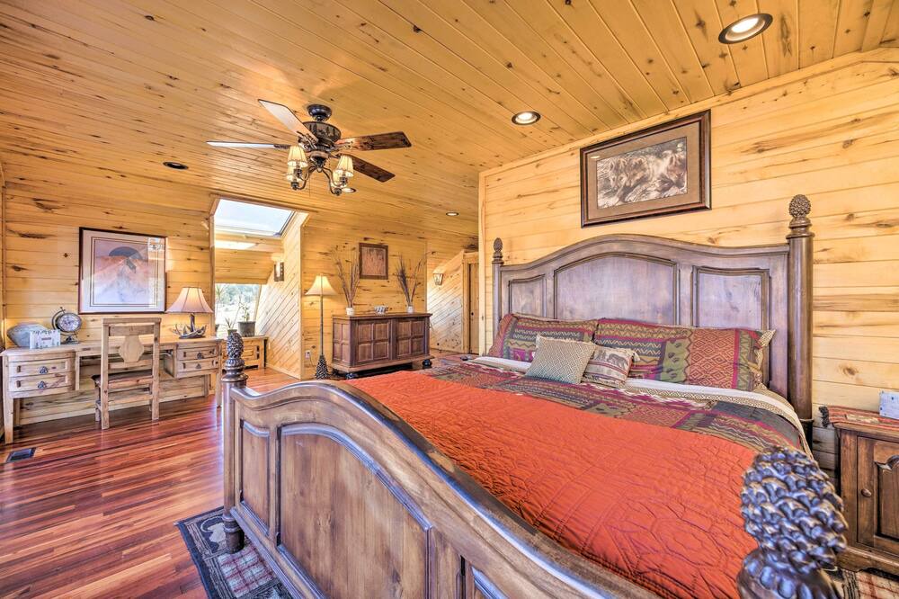 Photo of Bedroom in Victor