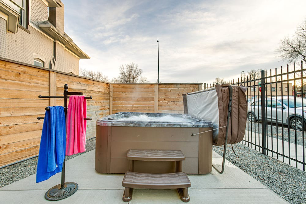 Photo of Outdoor in Sunnyside