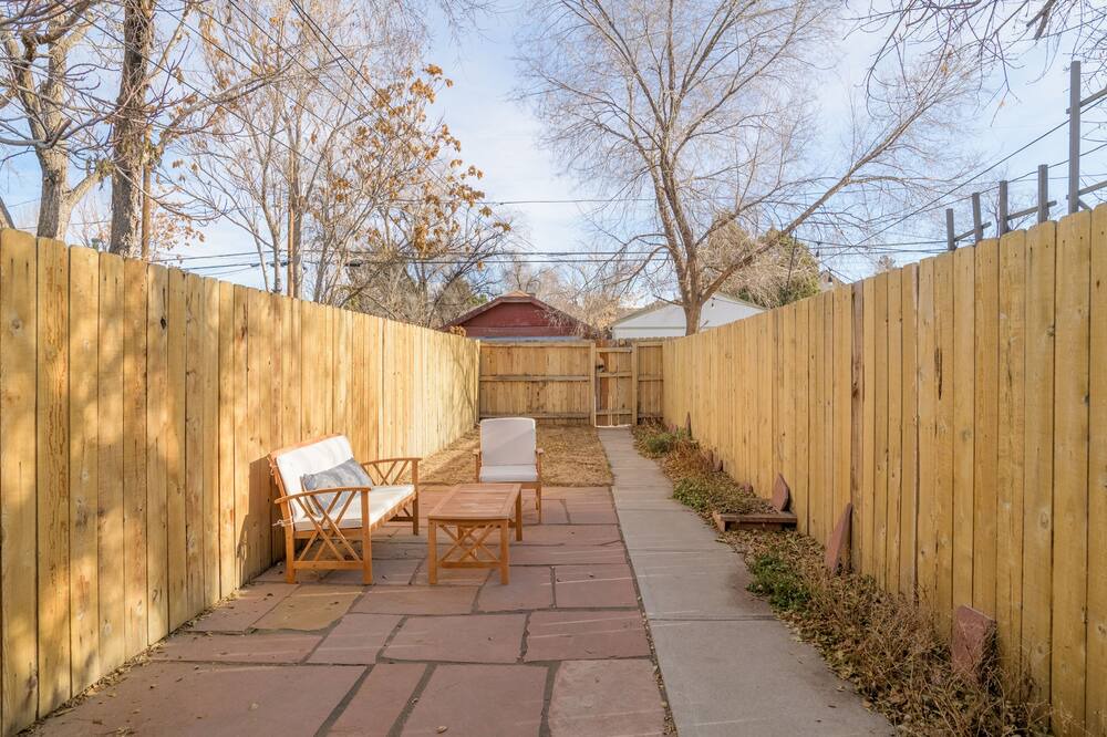 Photo of Outdoor in Cole