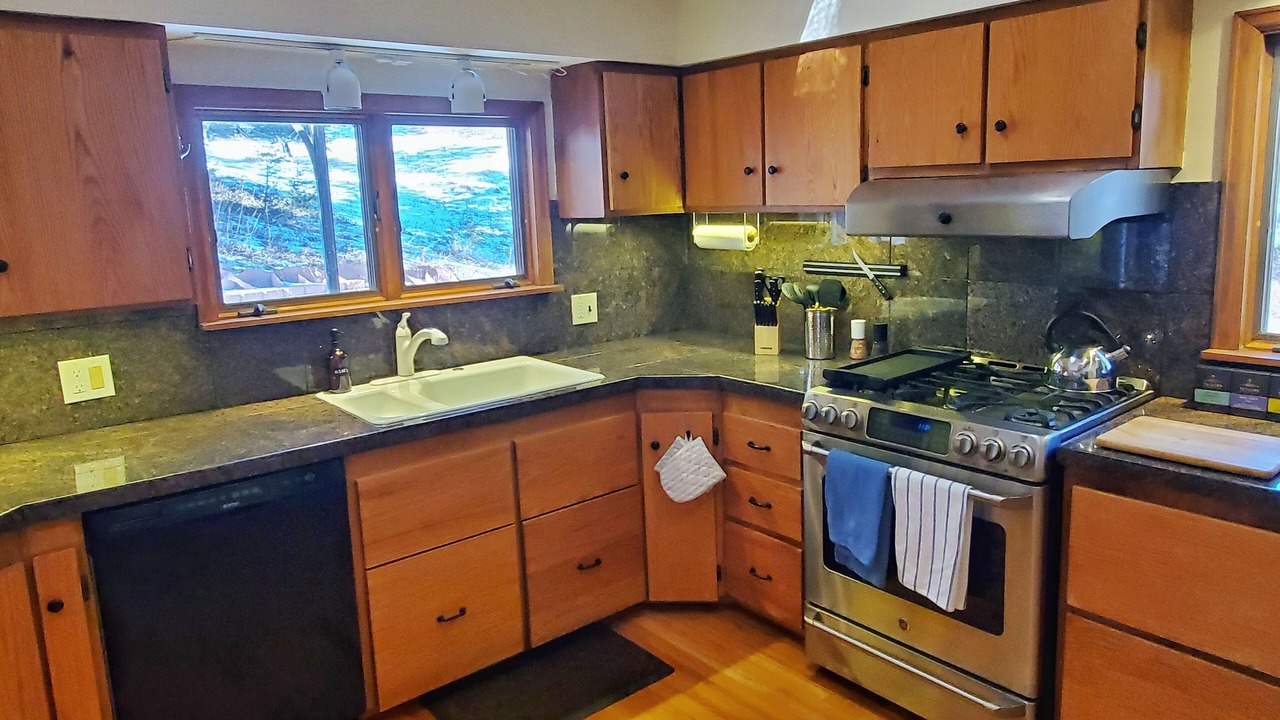 Photo of Kitchen in Golden