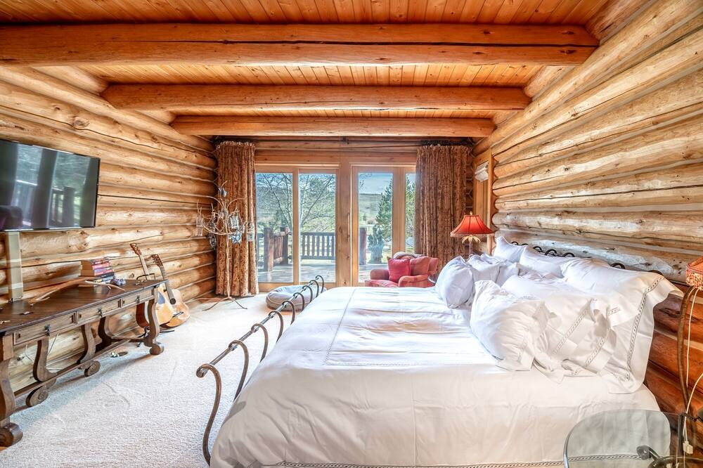 Photo of Bedroom in Carbondale