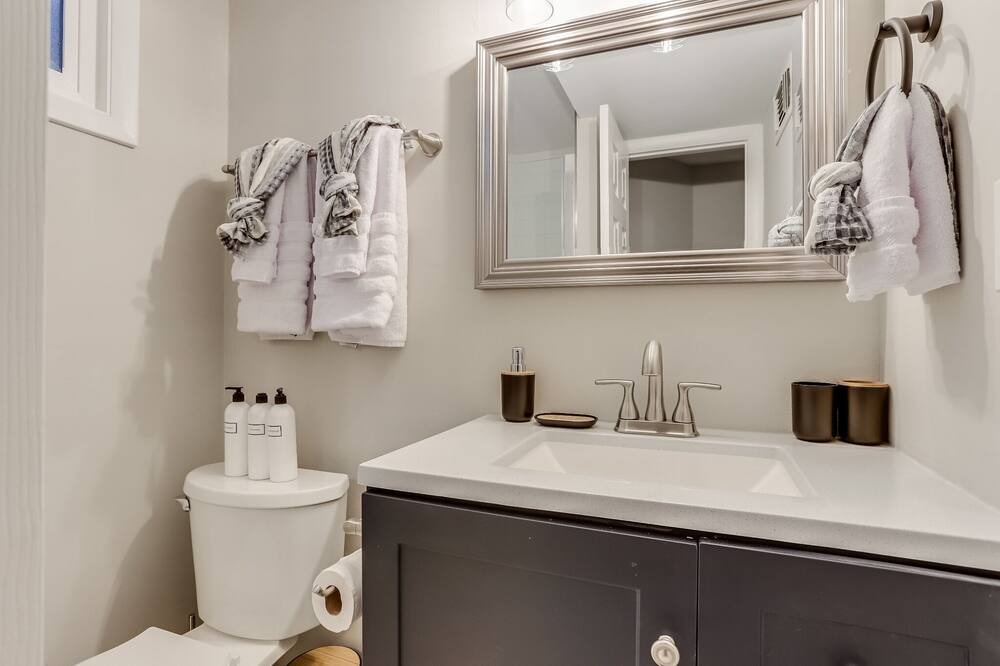 Photo of Bathroom in Alta Vista Area