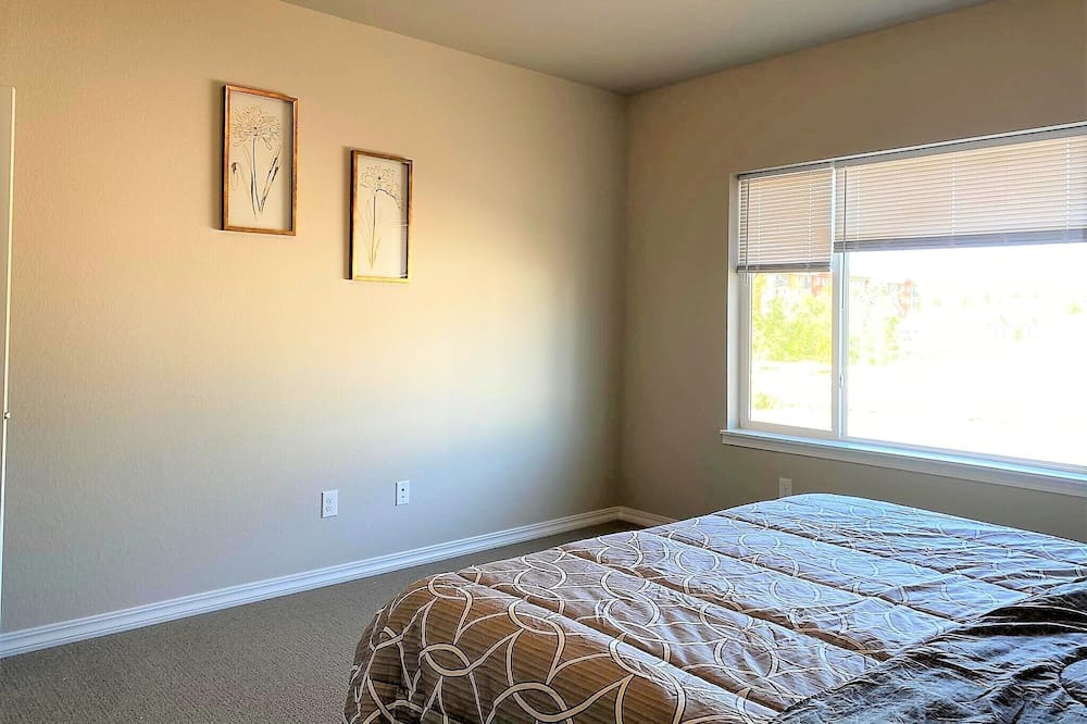 Photo of Bedroom in Stetson Hills