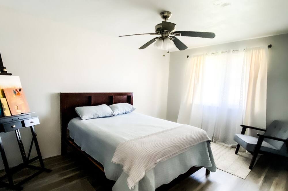 Photo of Bedroom in Redlands