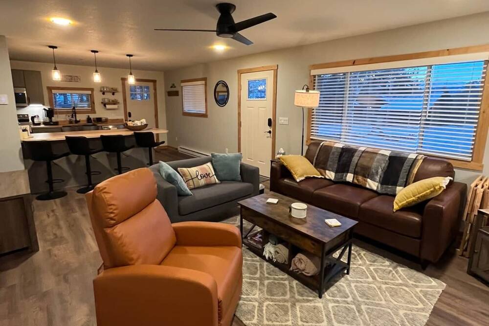 Photo of Bedroom in Spring Valley