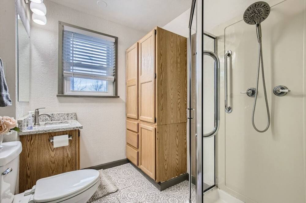 Photo of Bathroom in Lakewood