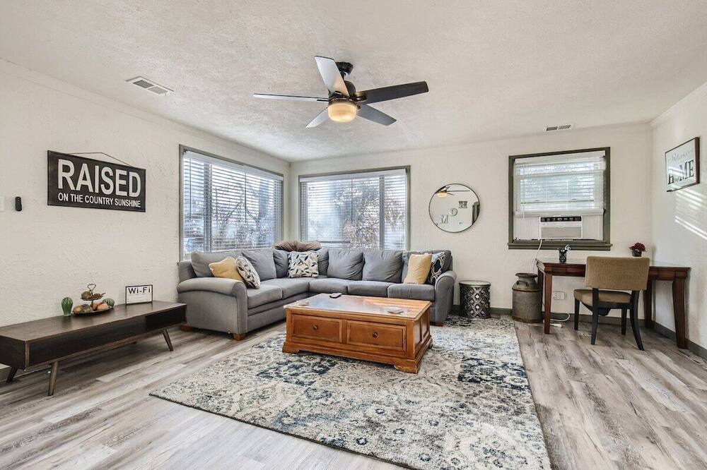 Photo of Bedroom in Lakewood