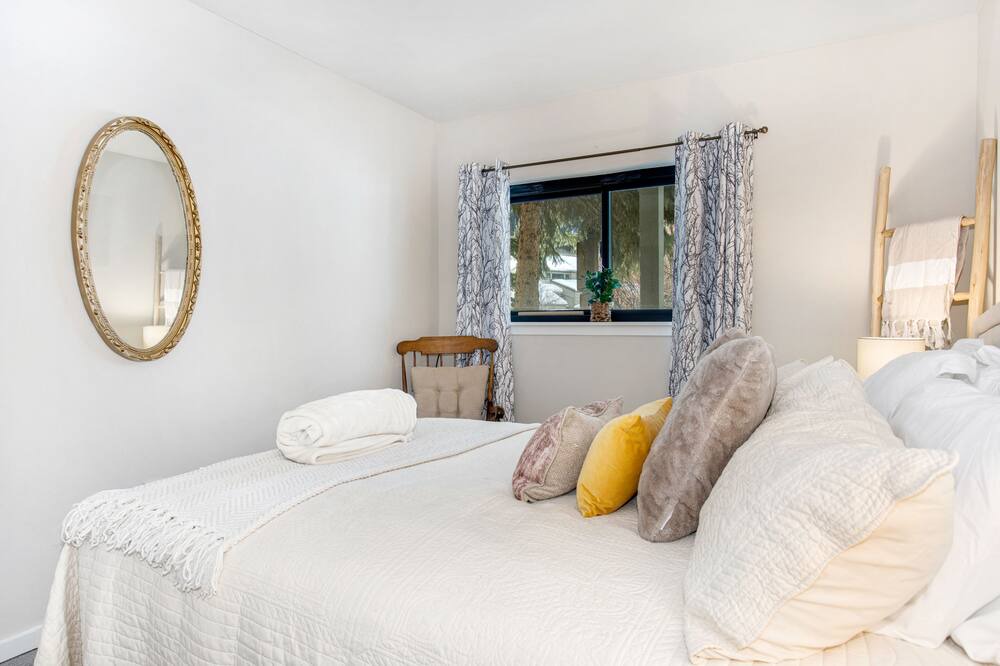 Photo of Bedroom in Eagle-Vail