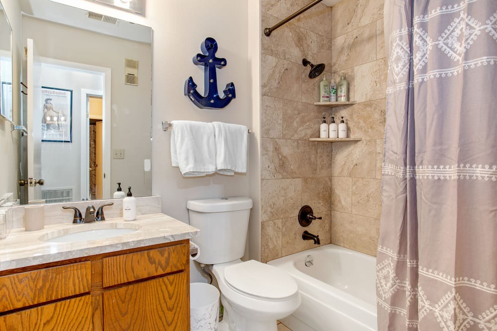 Photo of Bathroom in Eagle-Vail