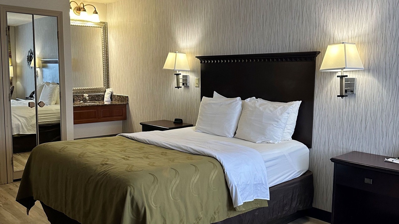 Photo of Bedroom in Gunnison