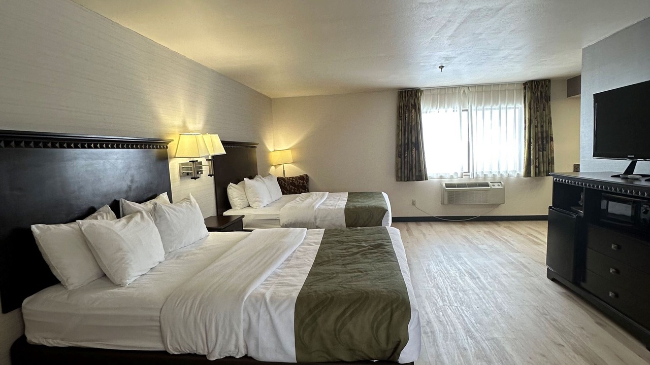 Photo of Bedroom in Gunnison
