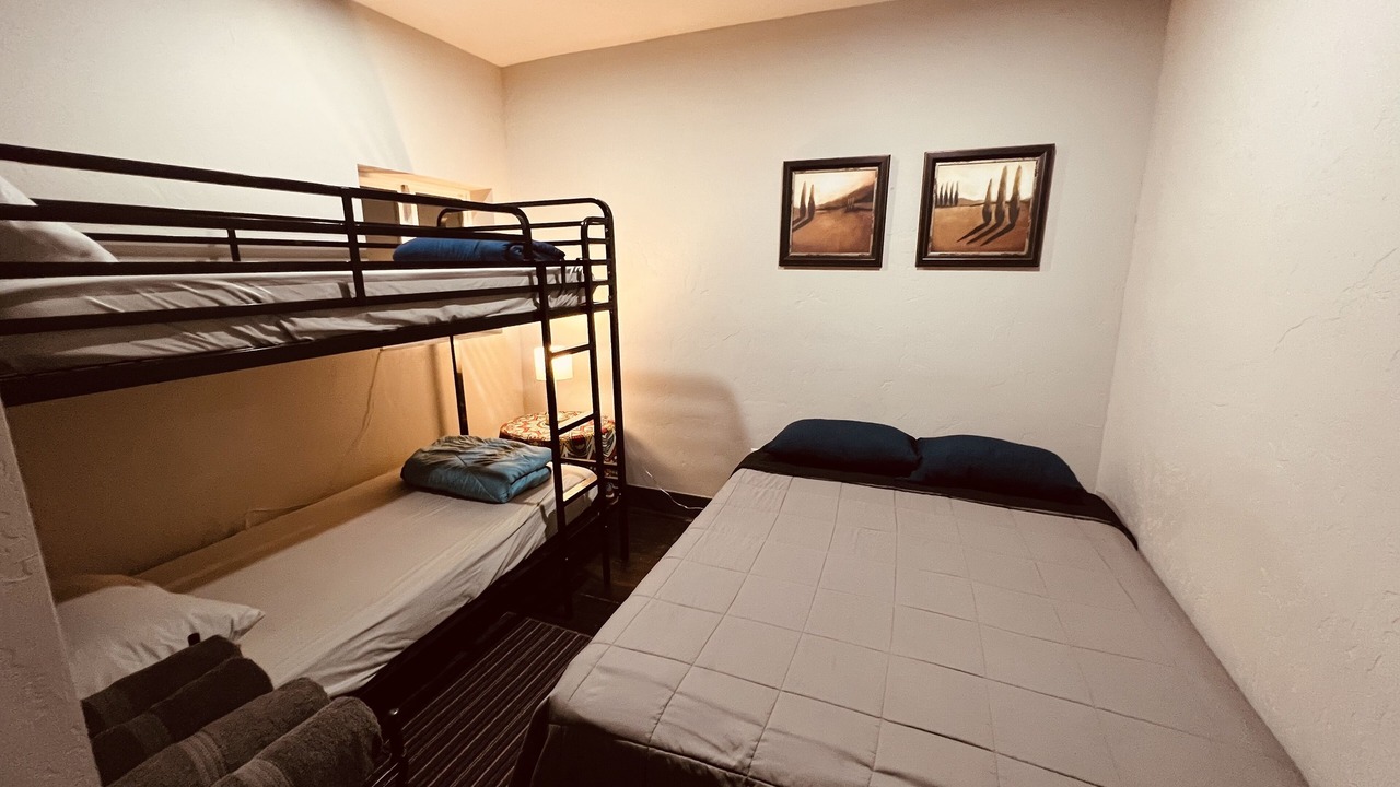 Photo of Bedroom in Alma