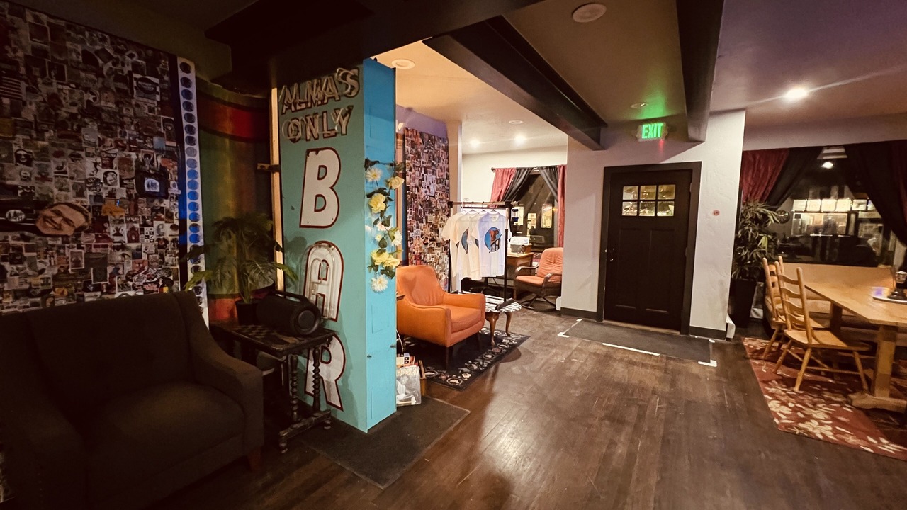 Photo of Livingroom in Alma