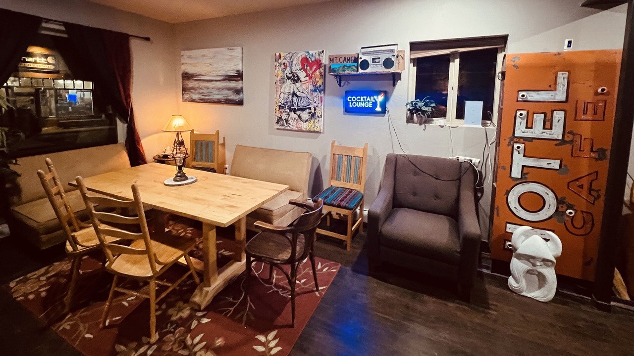 Photo of Livingroom in Alma