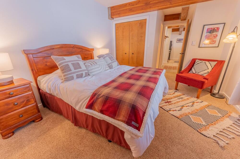 Photo of Bedroom in Crested Butte