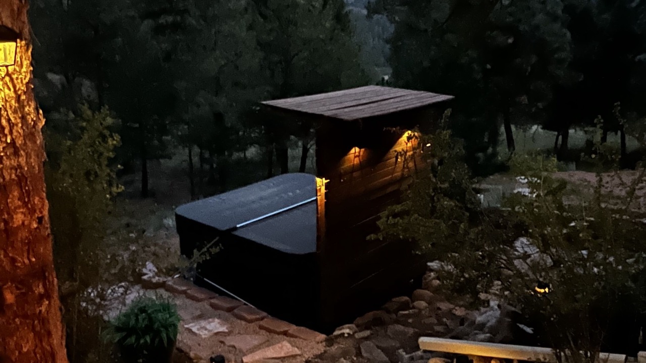 Photo of Outdoor in Pine