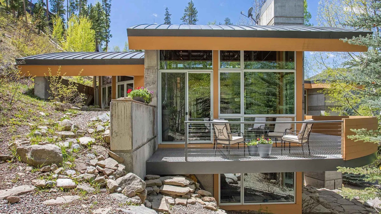 Photo of Outdoor in Highland Meadows