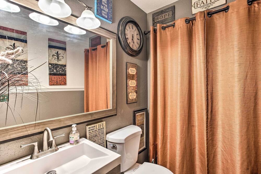 Photo of Bathroom in The Ridges