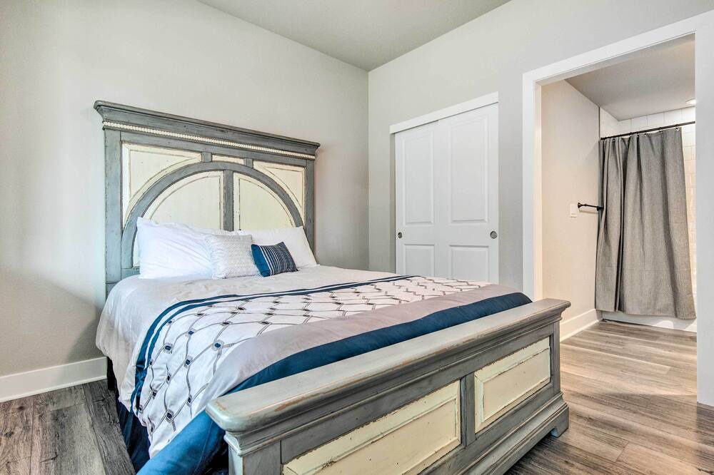 Photo of Bedroom in Wheat Ridge