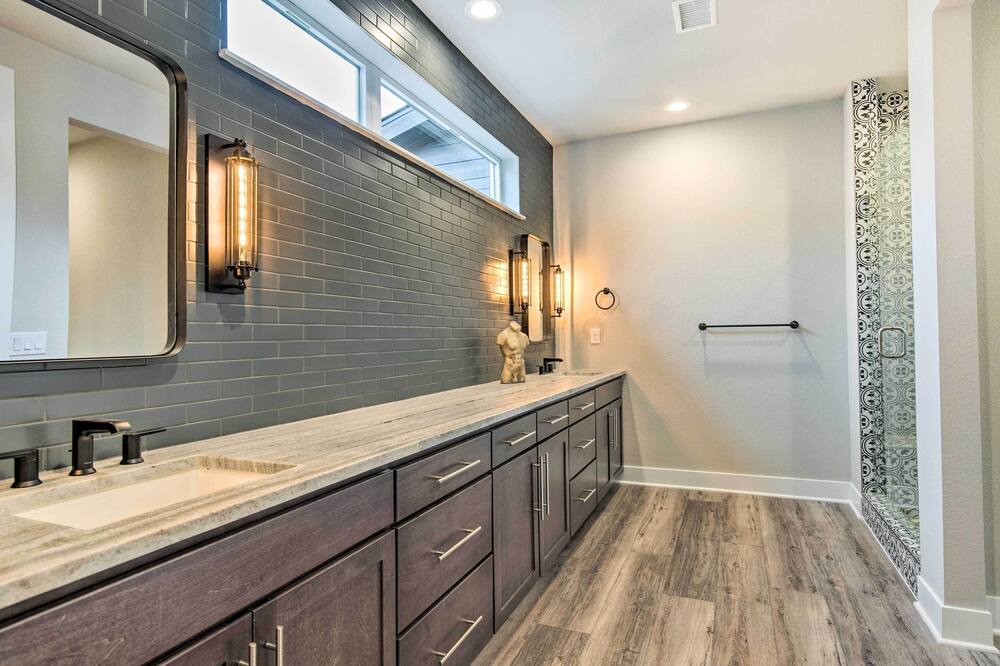 Photo of Bathroom in Wheat Ridge