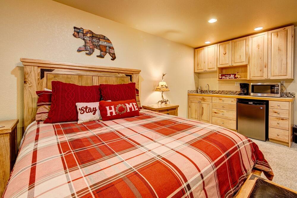 Photo of Bedroom in Carriage Hills