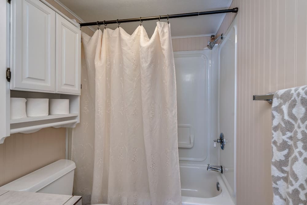 Photo of Bathroom in Skyway