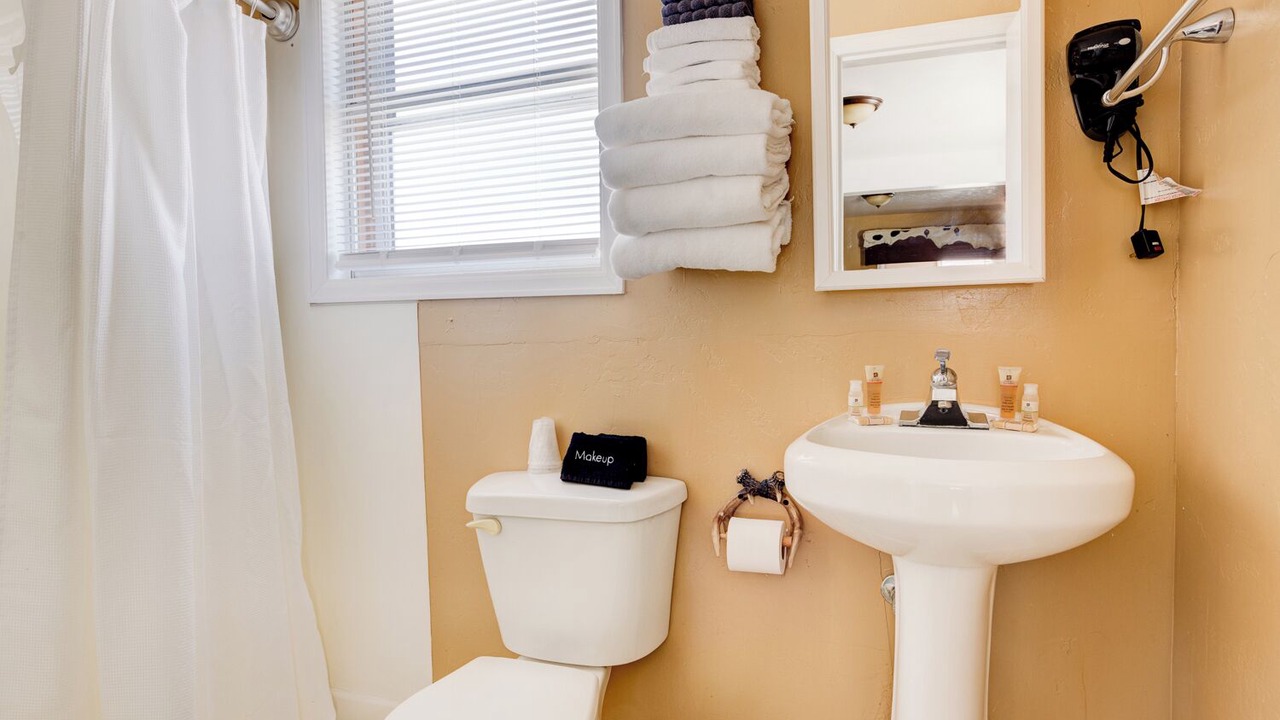 Photo of Bathroom in Salida