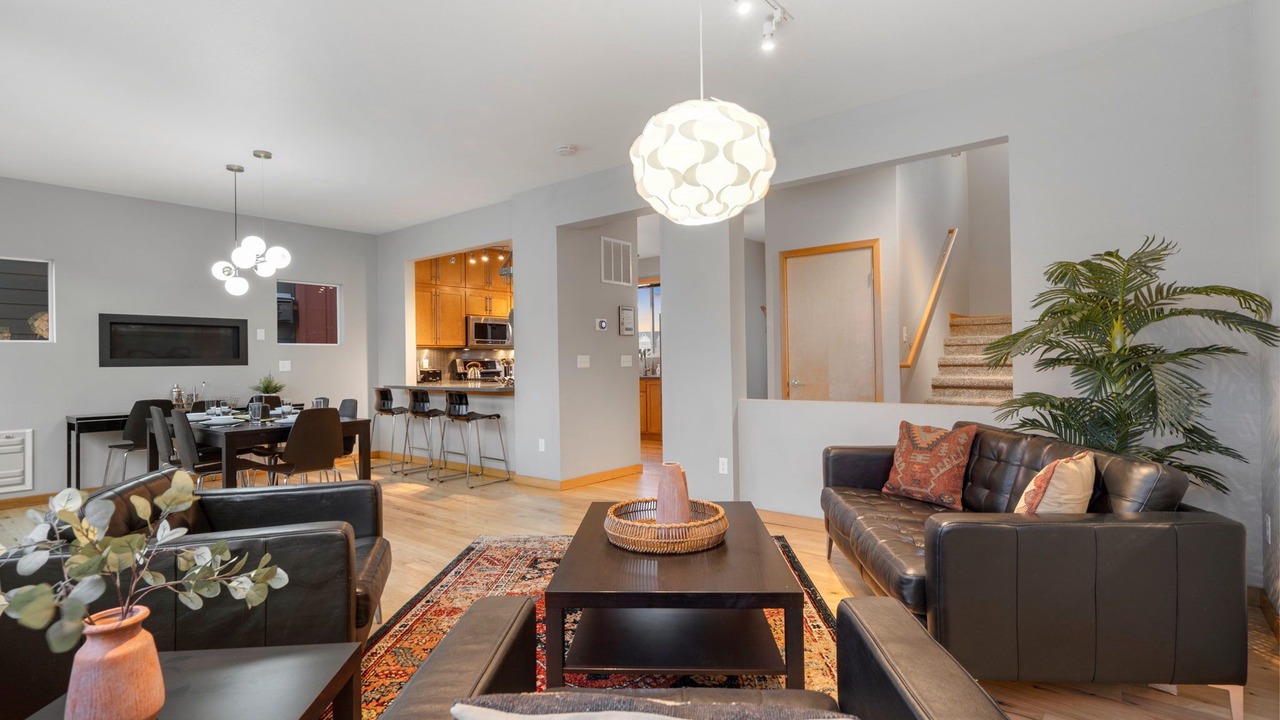 Photo of Livingroom in Old Town North