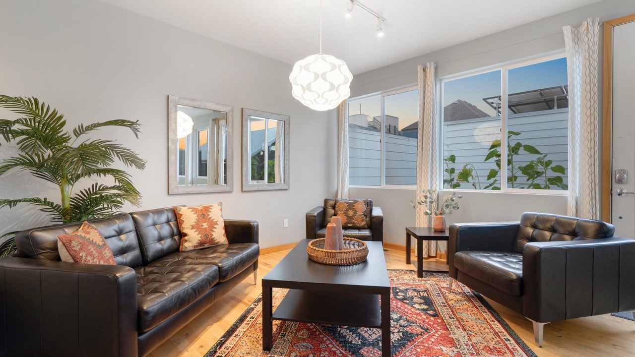 Photo of Livingroom in Old Town North