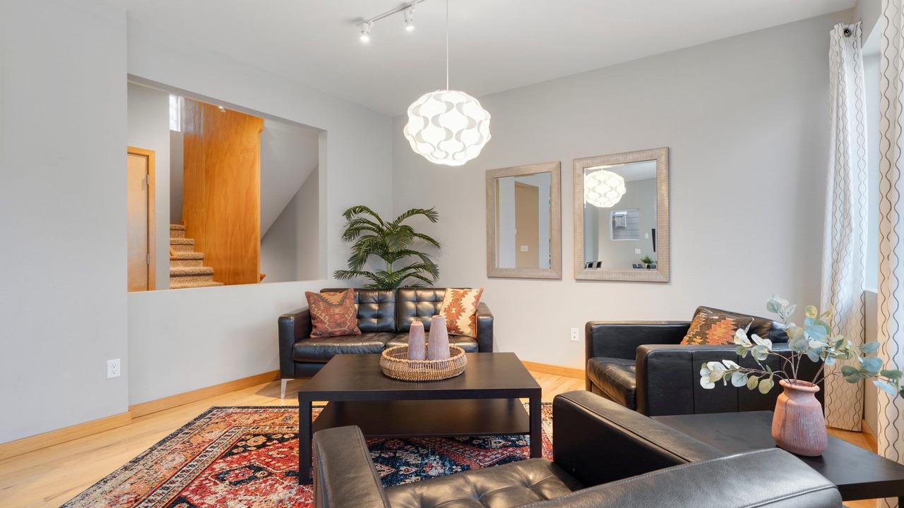 Photo of Livingroom in Old Town North