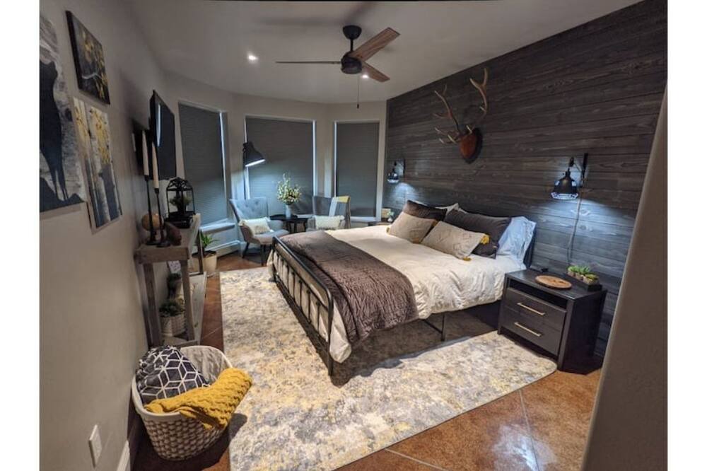 Photo of Bedroom in Glenwood Springs