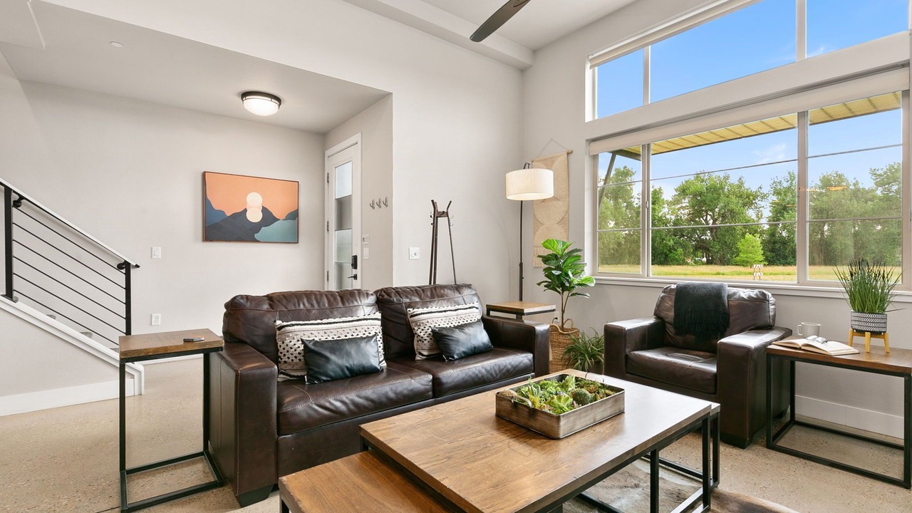 Photo of Livingroom in Old Town North
