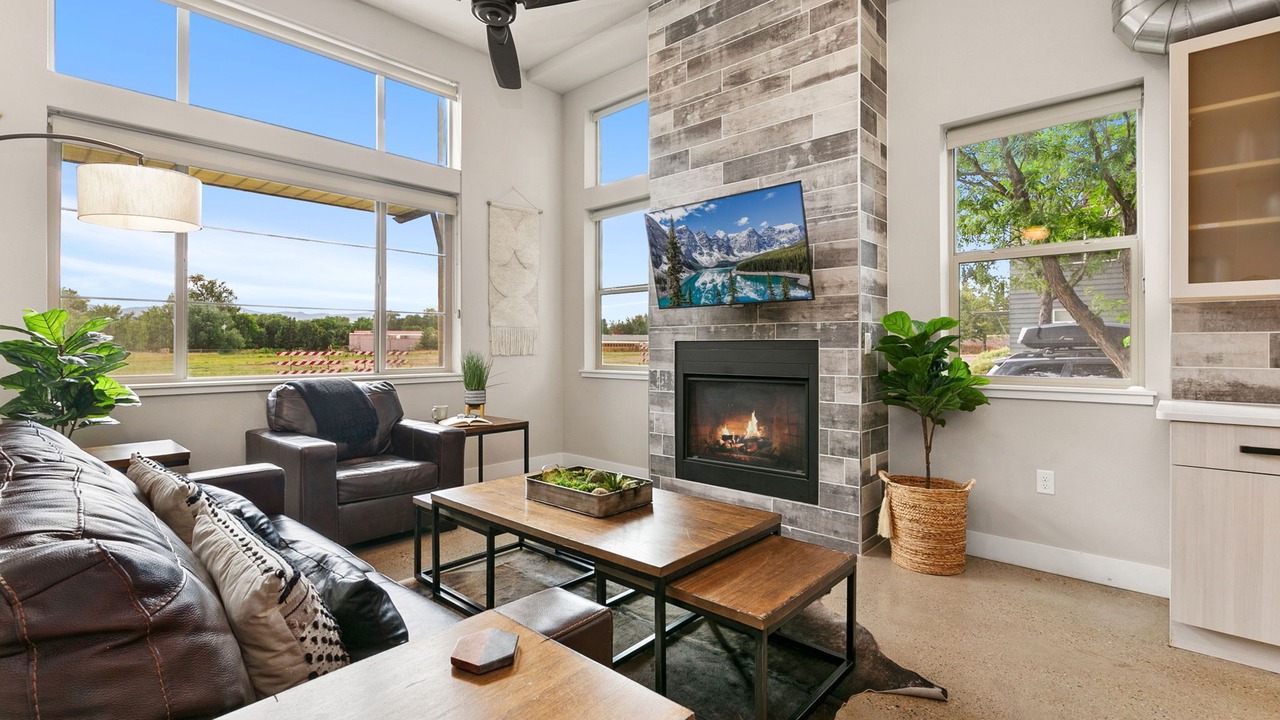 Photo of Livingroom in Old Town North